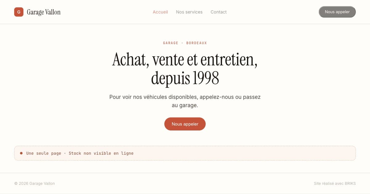 Un site de garage figé, une seule page, sans stock visible en ligne.