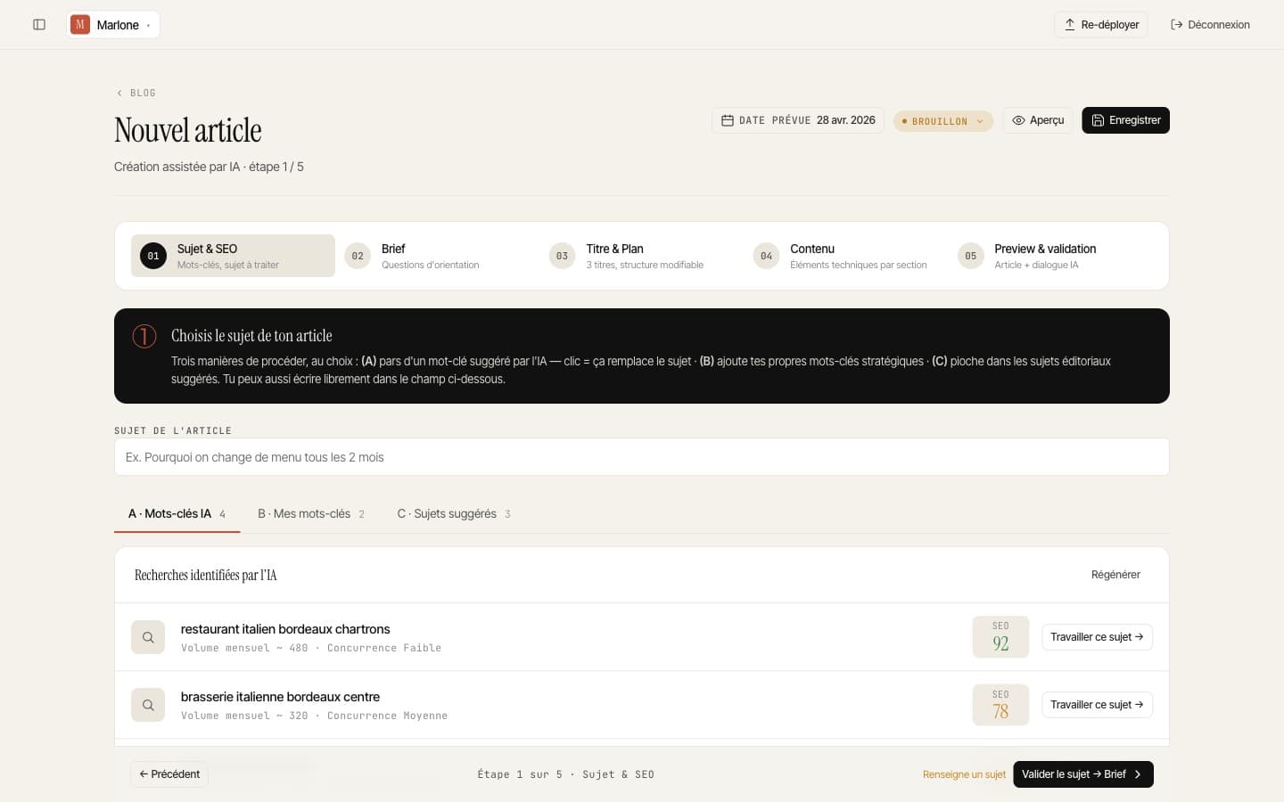 L'IA propose des sujets et des angles, avec leur score SEO.
