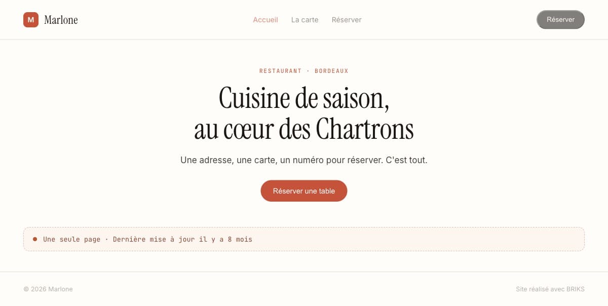 Un site d'une seule page, sans blog, dont la dernière mise à jour remonte à plusieurs mois.